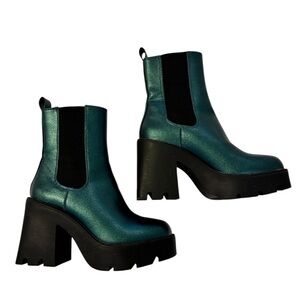 Madden Girl Green and Black Platform Chelsea Boots